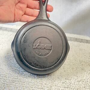 Lodge 6.5" Cast Iron Skillet 3SK Made in USA Double Pour Spout Camping Hiking